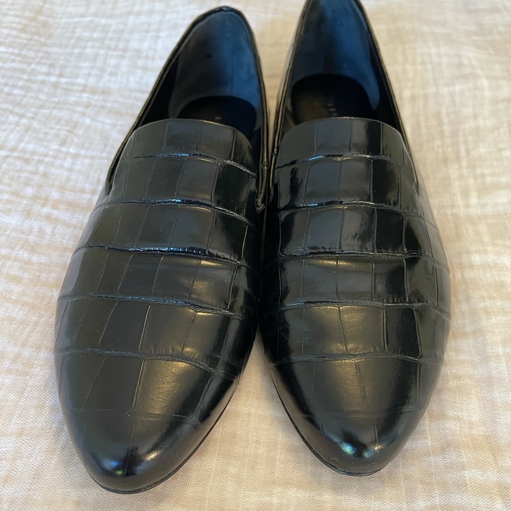 Veronica Beard Griffin Loafer - Black Croc